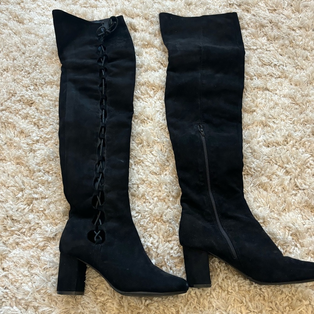 OVER THE KNEE SUEDE BOOTS